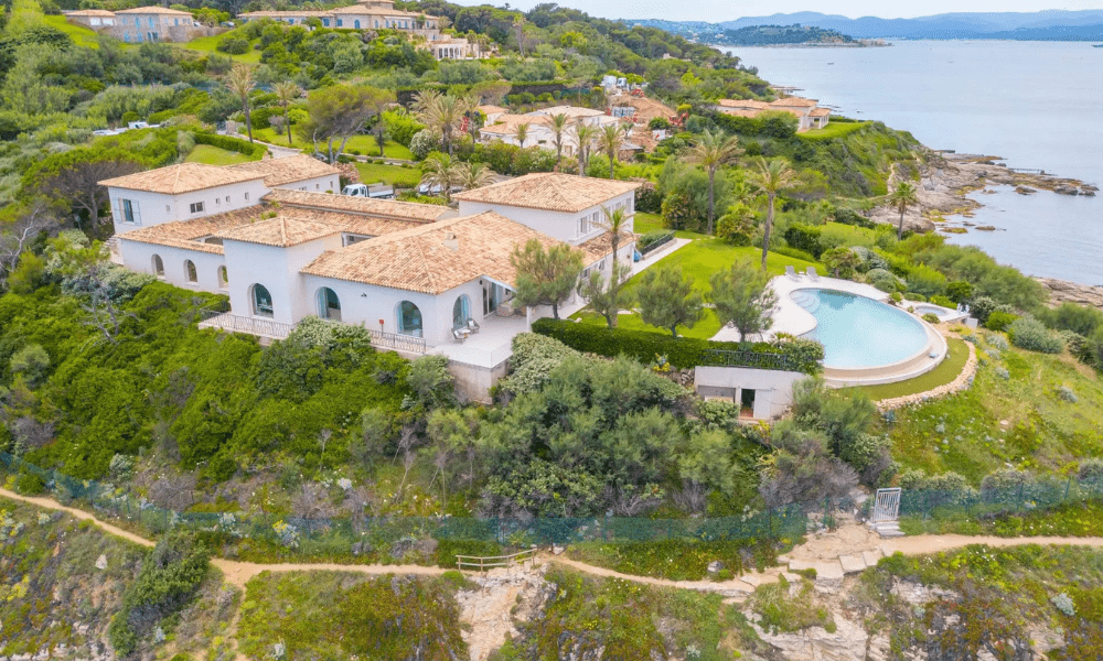 Infinity pool at Les Parcs villa overlooking coastal panorama
